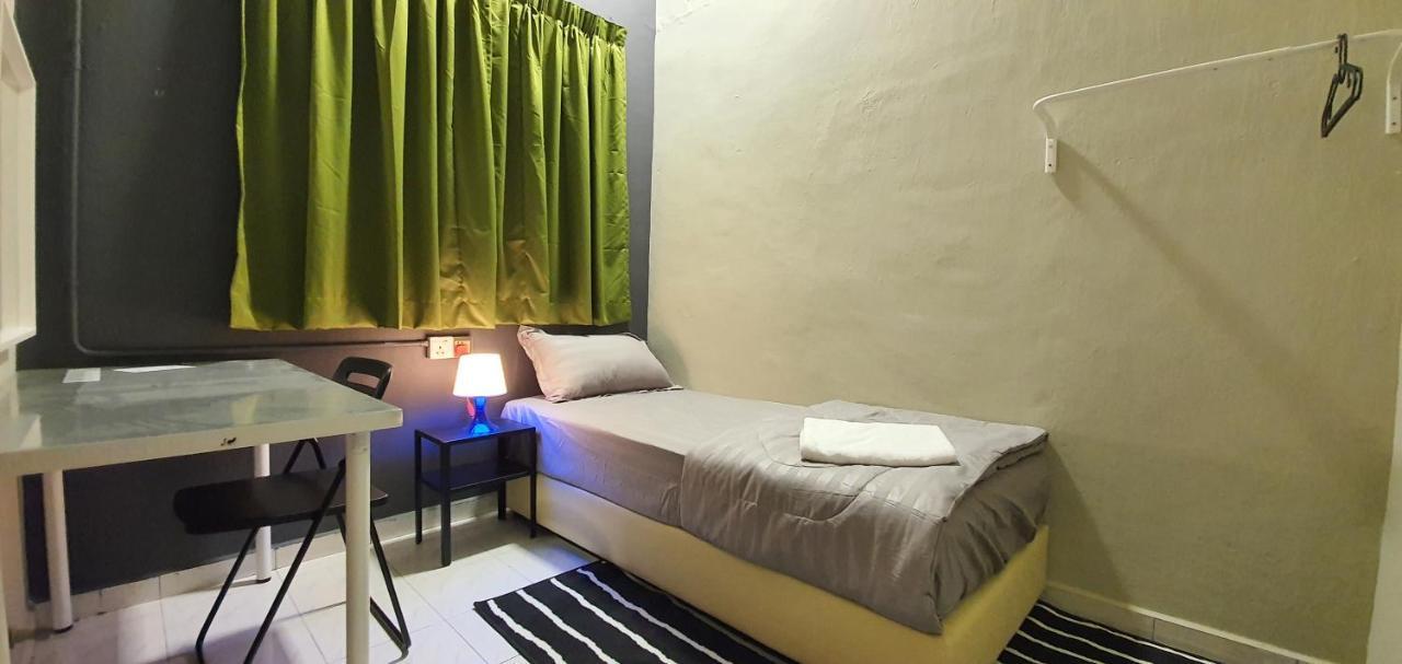Homestay At Lebuh Armenian Center